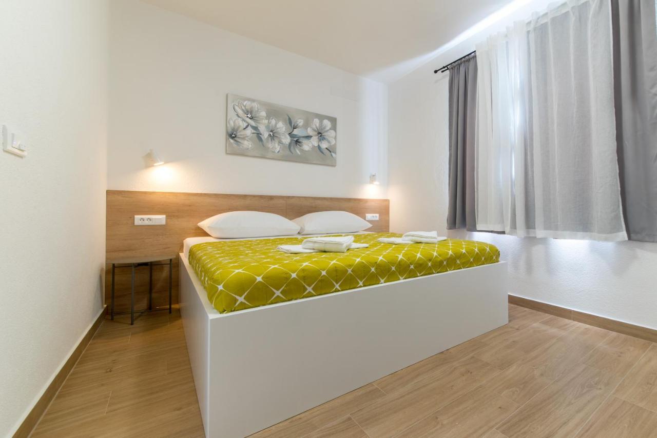 Apartment Mare Krvavica Exteriör bild