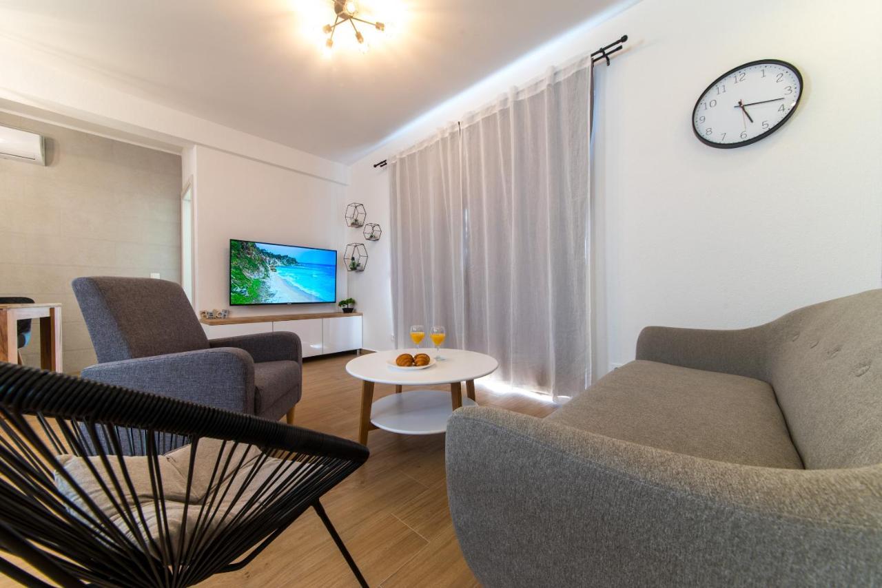 Apartment Mare Krvavica Exteriör bild